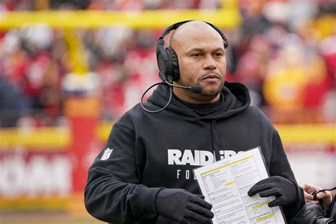 The Ultimate Guide to an NFL Head Coach Salary: Path, Pay, and Prestige