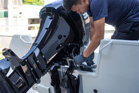 Boat Motor Mechanic Salary: A Comprehensive Guide for 2024