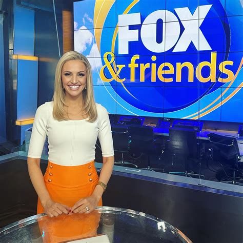 The Ultimate Guide to a News Anchor Career: Dissecting the Carley Shimkus Salary, Job Outlook, and Path to Success