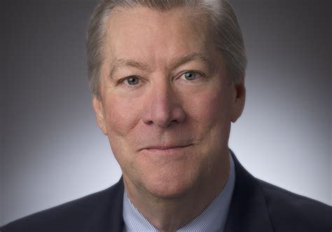 Decoding the CEO Salary: An Analysis of CenterPoint and the Broader Executive Landscape