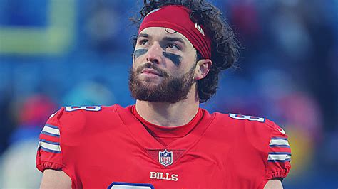 The Ultimate Guide to a Professional Athlete's Earnings: A Deep Dive into the Dawson Knox Salary and the Career of an NFL Tight End