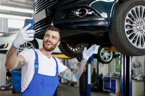 Dealership Mechanic Salary: The Ultimate 2024 Guide to Your Earnings Potential