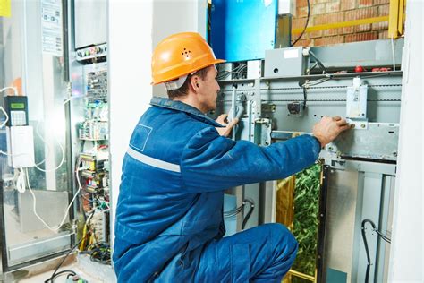 Elevator Mechanic Salary: An In-Depth Career Guide for 2024