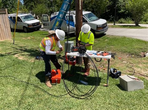 Uncovering the Fiber Splicer Salary: A Guide to Your Earning Potential in 2024