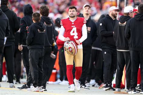 The Ultimate Guide to an NFL Kicker Salary: Beyond Jake Moody's Contract and Into a High-Stakes Career