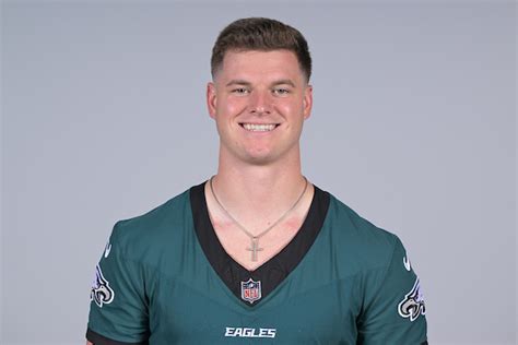 The Ultimate Guide to an NFL Safety's Salary: A Reed Blankenship Case Study