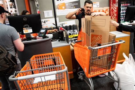 Understanding the Salary for a Home Depot Cashier: A 2024 Analysis