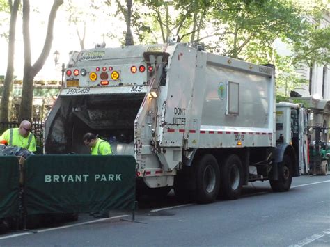 The Surprising Six-Figure Salary of a Garbage Man in New York: An Ultimate Career Guide