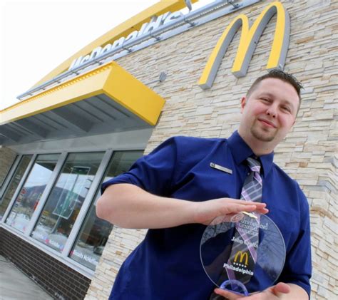 How Much Do McDonald's Managers Make? A 2024 Salary Guide