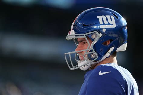 The Ultimate Guide to the Salary of an NFL General Manager: Earnings, Outlook, and How to Land the Job