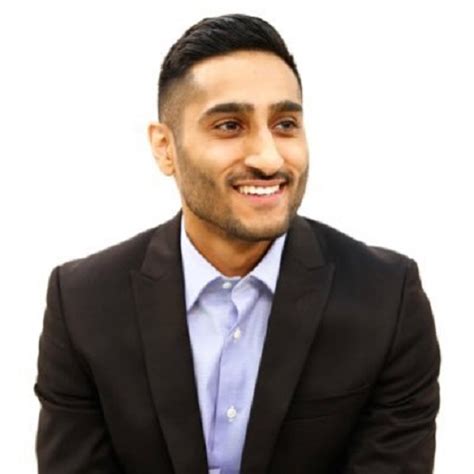 Unpacking a Top-Tier Salary: How Much Do Sports Insiders Like Shams Charania Earn?