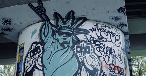 The Ultimate Guide to a Social Worker in New York Salary: 2024 Earnings, Career Path, and Licensing