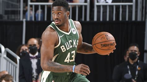 An In-Depth Look at Thanasis Antetokounmpo's Salary and NBA Earnings