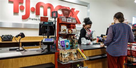 TJ Maxx Salary Guide: How Much Can You Earn in 2024?