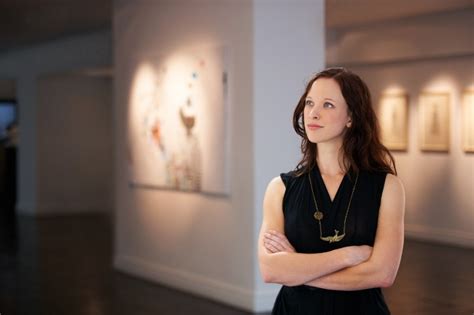 Average Art Dealer Salary