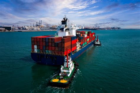 Average Boat Captain Salary: A Deep Dive