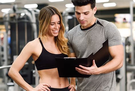Average Crunch Fitness Personal Trainer Salary: A Deep Dive