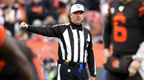 Average NFL Football Referee Salary: A Deep Dive
