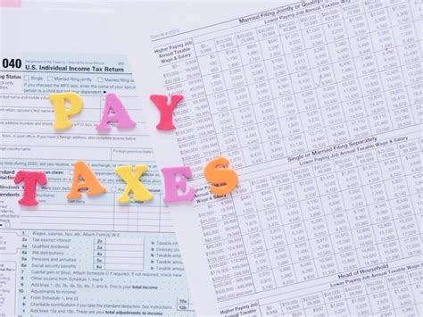 Decoding Your Earning Potential: A Comprehensive Guide to Clerk of Court Salaries
