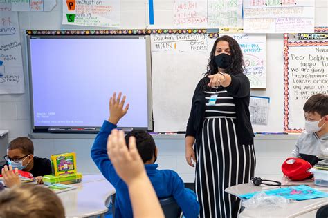 How to Become a Teacher in Fairfax County