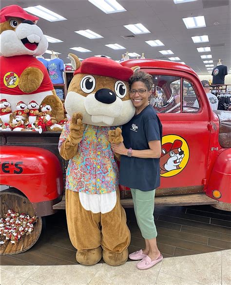 Inside the Beaver's Den: What a Career at Buc-ee's Entails
