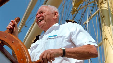 Key Factors That Influence a Captain's Salary