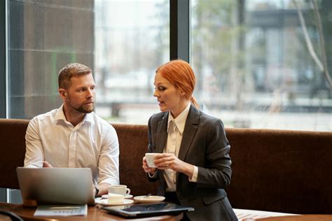 Key Factors That Influence a Corporate Attorney's Salary