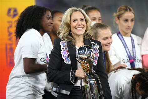 The Average NWSL Salary: A Deep Dive into the Numbers