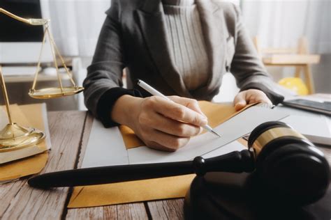 The Legal Landscape of Salary Disclosure in the U.S.