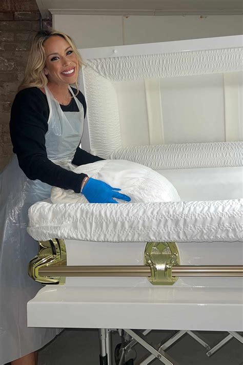 Unveiling the Earnings Potential: A Deep Dive into Mortuary Cosmetologist Salaries