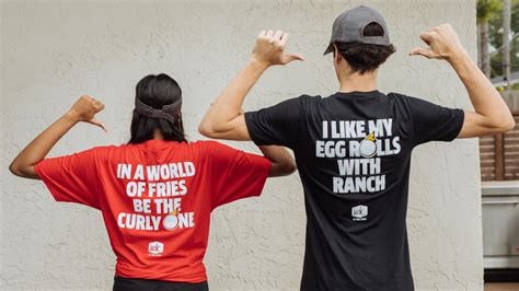 What Do Jack in the Box Employees Do?