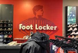 What Do Roles at Foot Locker Involve?