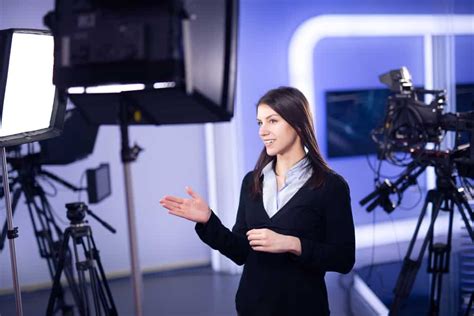 What Does a Broadcast Journalist or News Host Do?