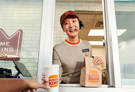 What Does a Burger King Manager Do?