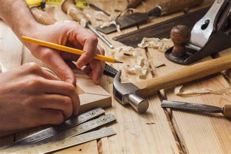 What Does a Cabinet Maker Do?