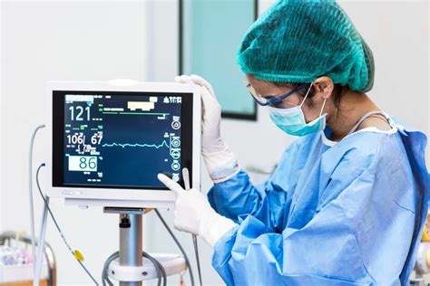 What Does a Cardiothoracic Physician Assistant Do?