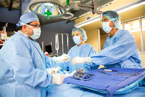 What Does a Cardiovascular Surgical Technologist Do?