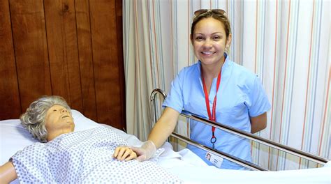 What Does a Certified Nursing Assistant (CNA) in New Jersey Do?