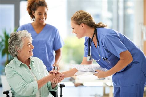 What Does a Charge Nurse Do?