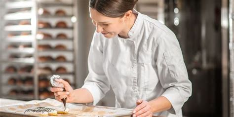 What Does a Chef de Partie Do?