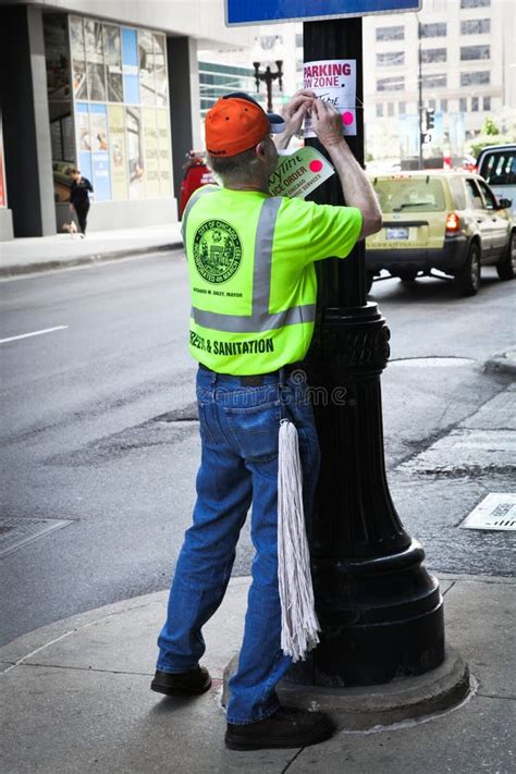 What Does a Chicago City Worker Do?