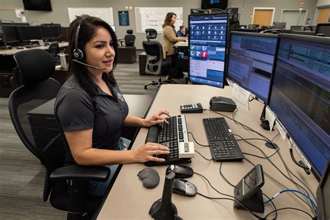 What Does a CHP Dispatcher Do?
