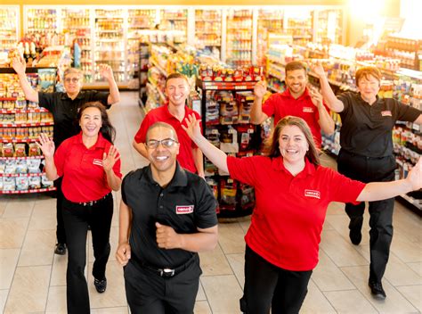 What Does a Circle K Store Manager Do?