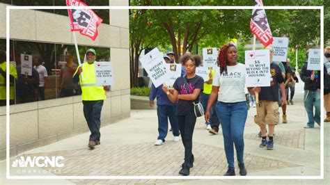 What Does a City of Charlotte Employee Do?