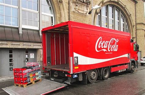 What Does a Coca-Cola Merchandiser Do?