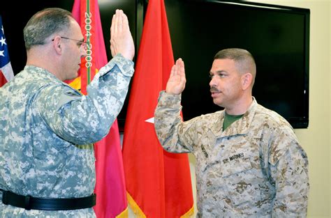 What Does a Colonel in the Army Do?