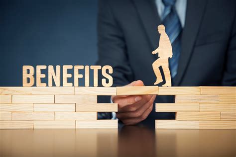 What Does a Compensation and Benefits Manager Do?