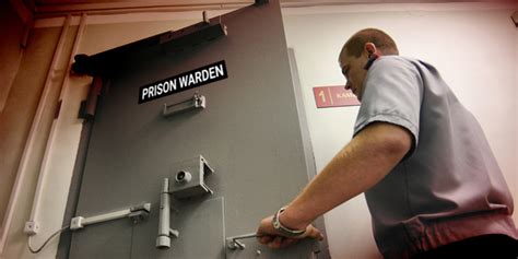 What Does a Correctional Warden Do?