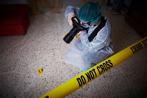 What Does a Crime Scene Photographer Do?