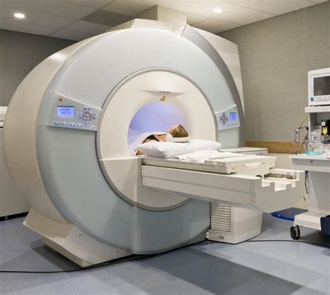 What Does a CT Scan Technologist Do?